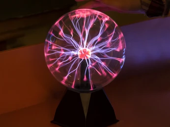 18_Expermenta_Kugel_Butschkus