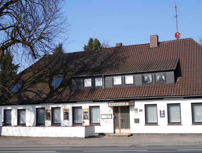 Aussenansicht Hotel Dierks.jpg Aussenansicht Hotel Dierks