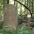 Grenzsteinpfad mit Stein 8 Naumburg Waldeck
