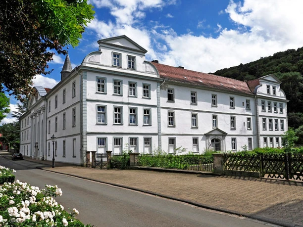 Stadt Bad Karlshafen in weißem Barock