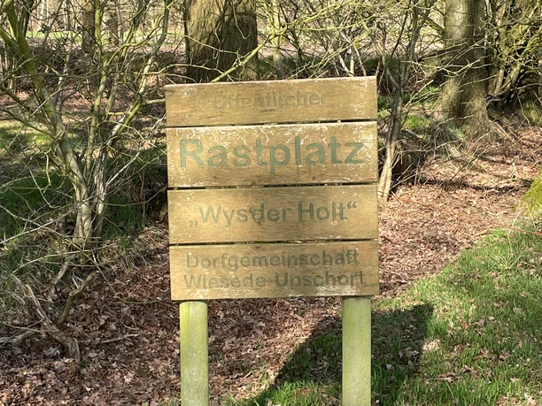 Friedeburg-Rastplatz-Wiesede-Wysder Holt.jpg