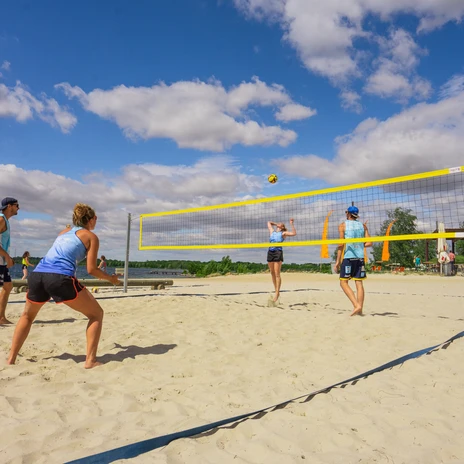 Cospudener-See-Beachvolleyball_Region-Leipziger-Neuseenland-Sport © Tom Williger.jpg