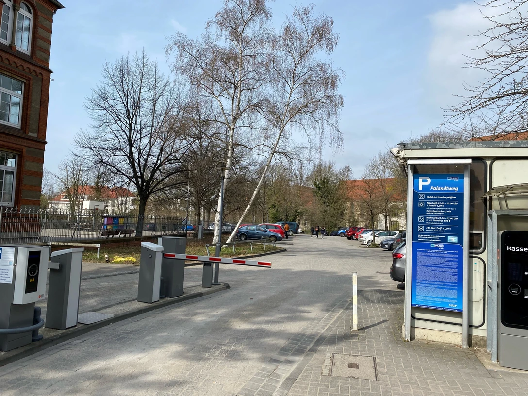 Parkplatz Palandtweg.jpg