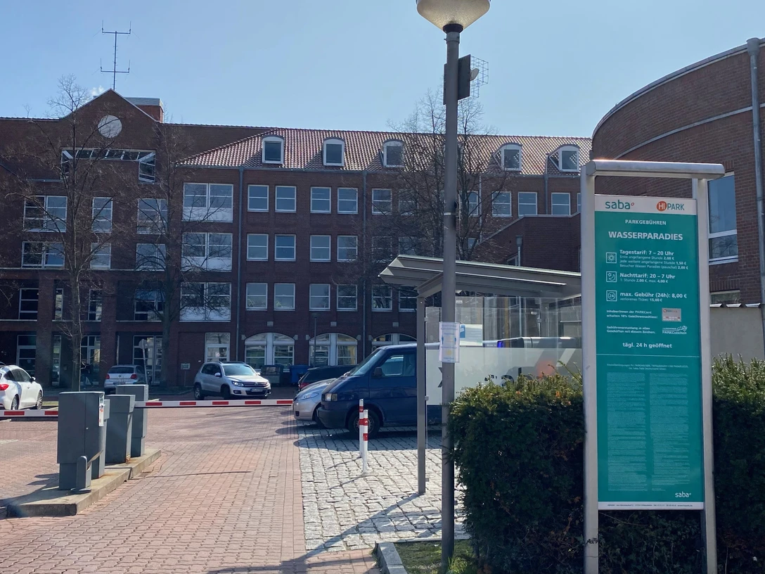 Parkplatz Wasserparadies.png