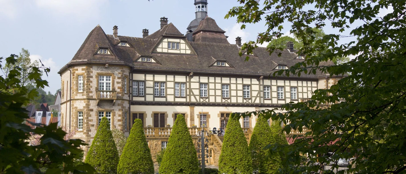 Wasserschloss Heerse von außen.