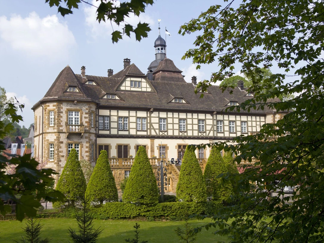 Wasserschloss Heerse Wasserschloss Heerse von außen.