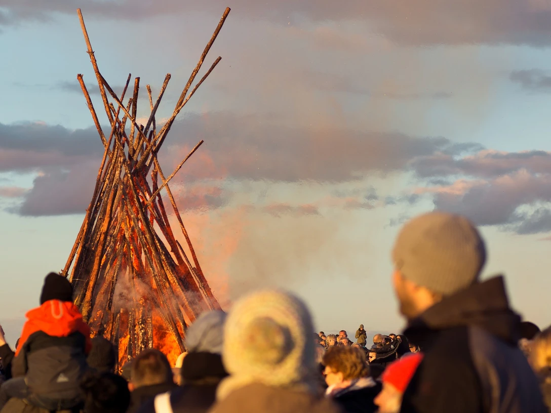 Lagerfeuer (Dummy-Foto)