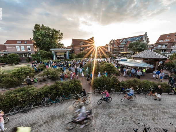 Kurplatz-Juist.jpg Kurplatz-Juist