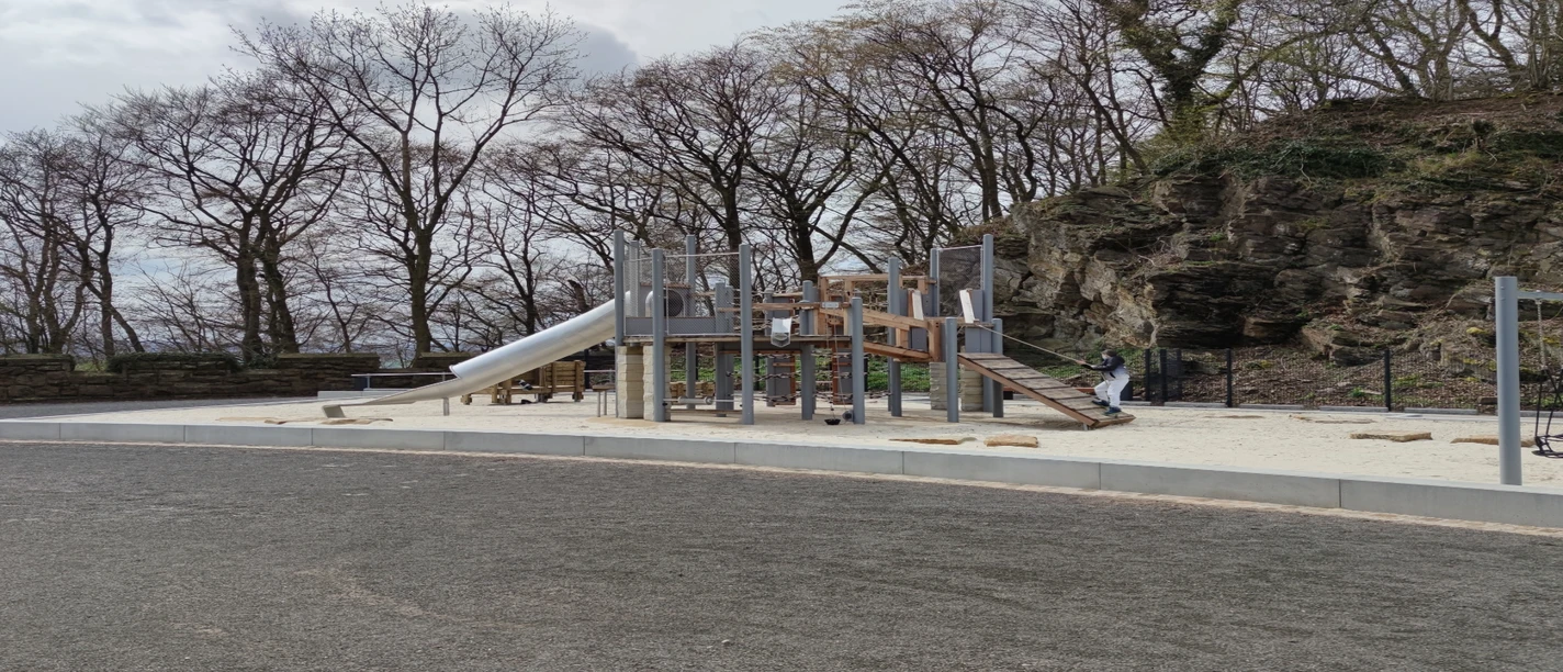 Kinderaktionsfläche Kaiser-Wilhelm-Denkmal Kinderaktionsfläche Kaiser-Wilhelm-Denkmal