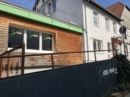 Café "Gottes Grüner Garten" | Büren