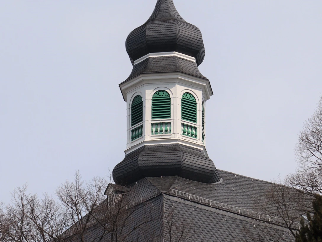Gräfrather Klosterkirche St. Mariä Himmelfahrt Gräfrather Klosterkirche St. Mariä Himmelfahrt