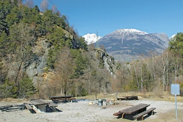 Feuerstelle_Gringji_Platz.jpg Place at the Gringji fire pit