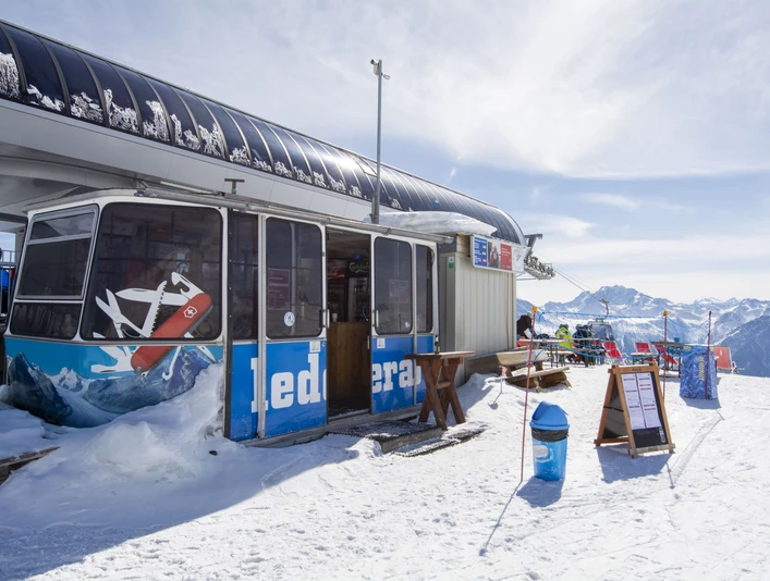 Buvette Moosfluh in der Aletsch Arena Buvette Moosfluh in der Aletsch Arena