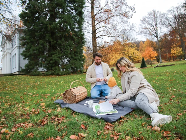 Picknick im Kurpark mit Familie.jpg