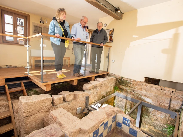 Blick ins Tauchbad Kleingruppe - Mikwe