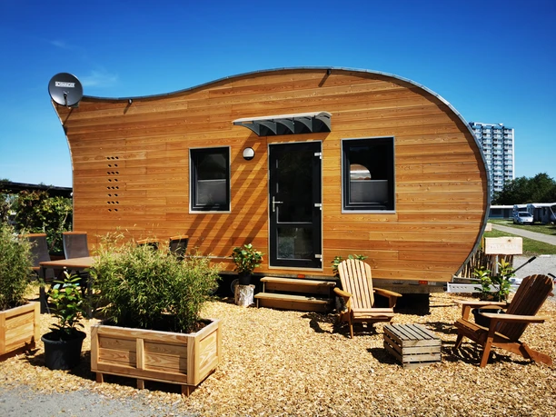 Campingplatz Strandgut Aussenbereich Wave_Sebastian Schlagmann.jpg