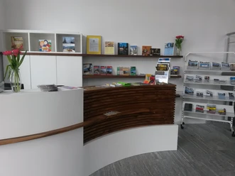 büro geschlossen.jpg
