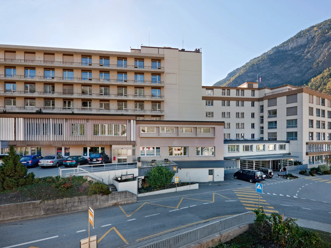 Hôpital du Valais - Hôpital de Viège - Spital Visp. Hôpital du Valais - Hôpital de Viège - Spital Visp.