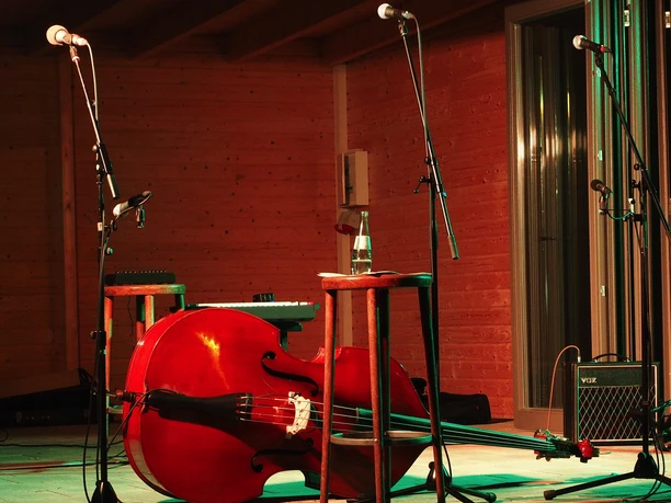 Session - Open Stage
