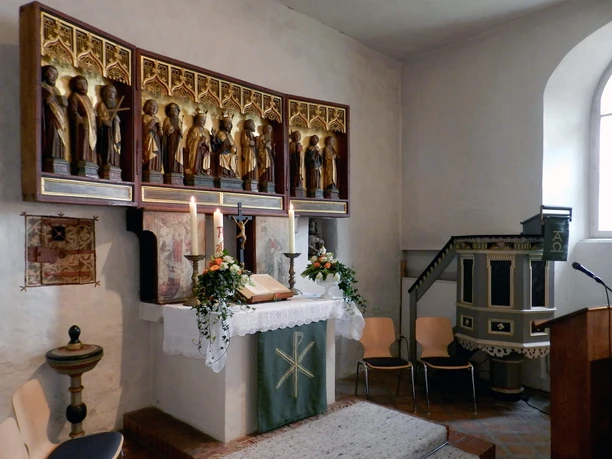 St.-Viti-Kirche Hillerse_Altar_Karin Blickwede.jpg