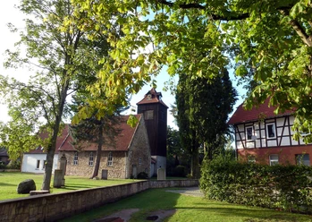 St.-Viti-Kirche Hillerse_Karin Blickwede.jpg