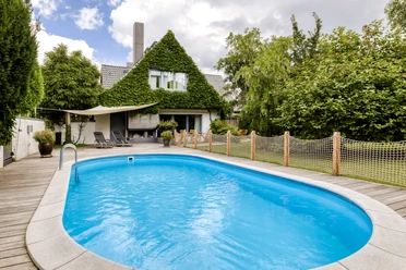 hotel-fritz-pool.jpg