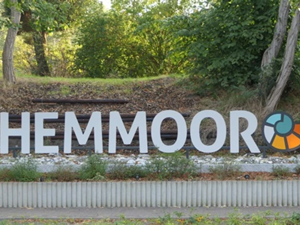 Schriftzug_Hemmoor_am Bahnhof