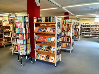Stadtbibliothek Auerbach Innenansicht