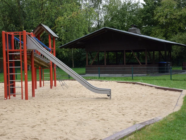 DSC_0091.JPG Ein historisches Stadtschild enthüllt die malerische Anmutung von Bad Driburg in Nordrhein-Westfalen.