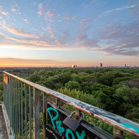 Sonnenaufgang vom Wackelturm im Rosental - Grünes Leipzig