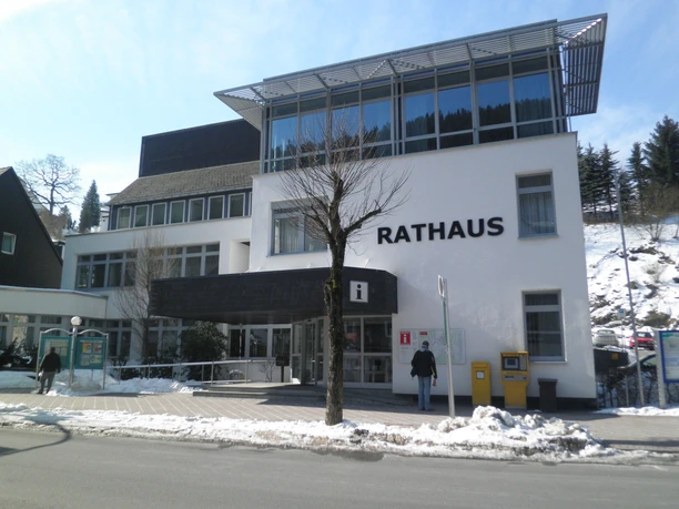 OLYMPUS DIGITAL CAMERA OLYMPUS DIGITAL CAMERA