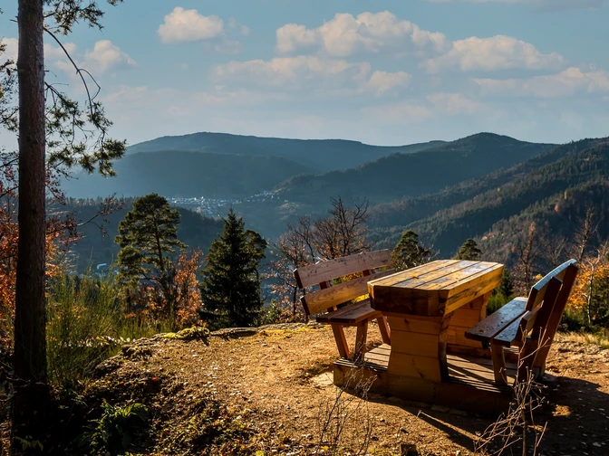 Forbach-Langenbrand-Ausblick Rastplatz Katzenfelsen