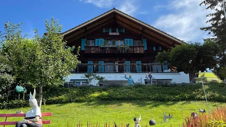 s-paradiesli-in-sigriswil-garten-sommer.jpg