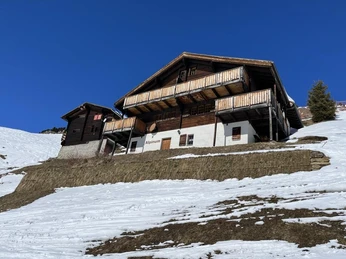 29CFFAC8-E88A-4D3F-81A2-4EC9AE8CD4A3_1_105_c