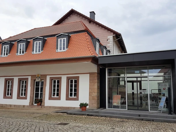 Touristinfo Rotkäppchenland