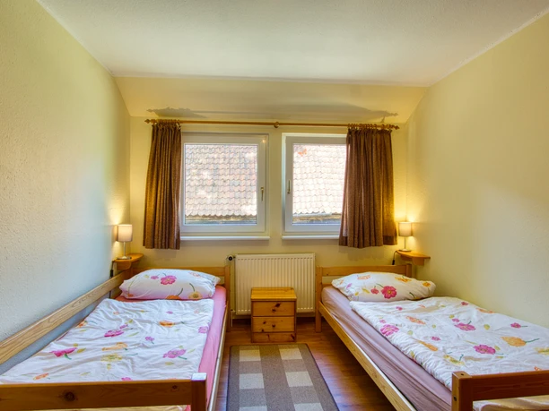 Doppelzimmer oben Ferienpension Lindenhof Doppelzimmer Betten Ferienpension Lindenhof Natururlaub Lüneburger Heide