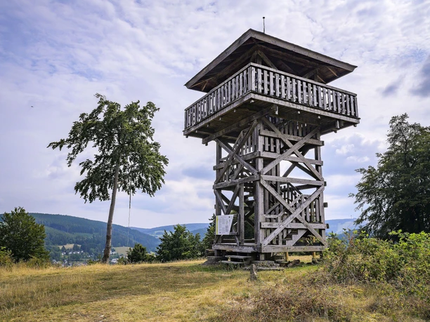 seelenort-schwalenburg-aussichtsturm_c__klaus-peter_kappest.jpg
