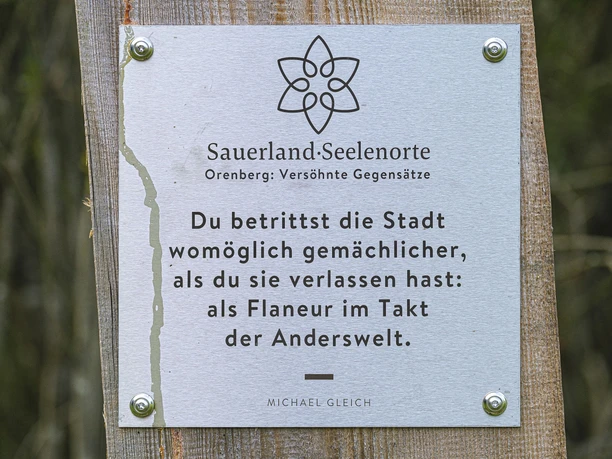 orenberg-schild_c__klaus-peter-kappest-sauerland-wanderdoerfer.jpg