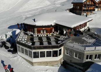 Restaurant Kristall und New Wave Bar