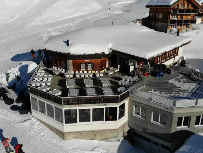 Restaurant Kristall und New Wave Bar