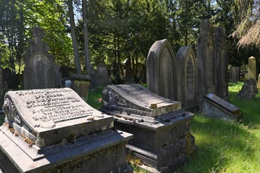 Johannisfriedhof Grabmale