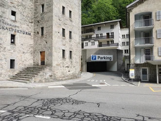 Parkhaus-Gondo.jpg