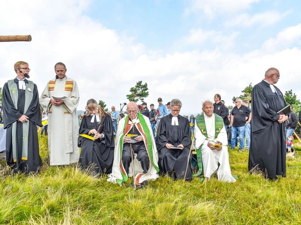alphornmesse-pfarrer c) y-site.jpg