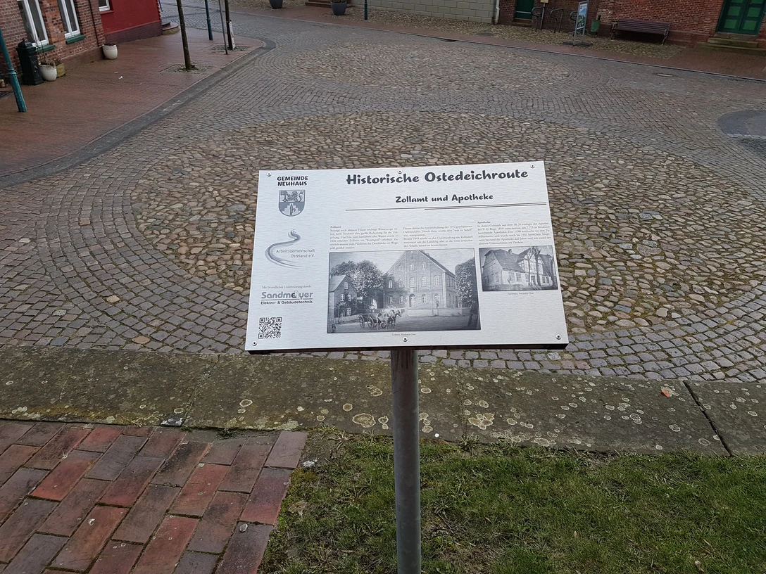 Historische Ostedeichroute - Zollamt und Apotheke