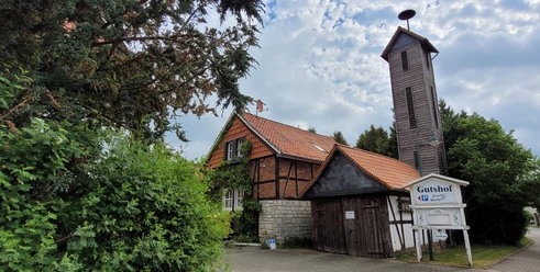 Gutshof 3.jpg