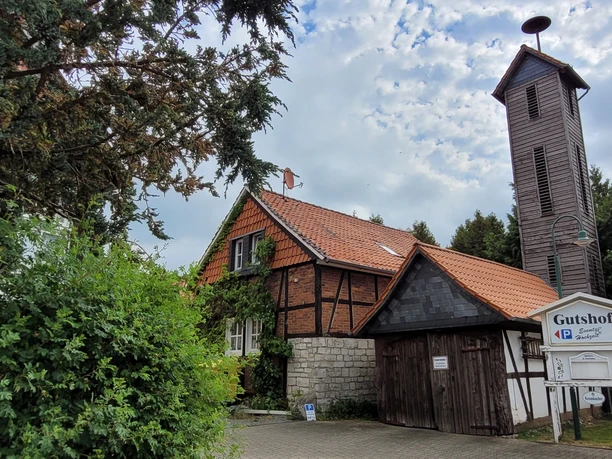 Gutshof 3.jpg