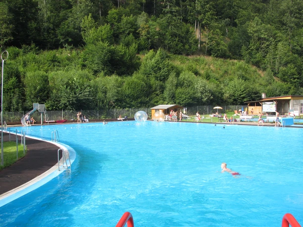 Freibad-Zorge-1.jpg