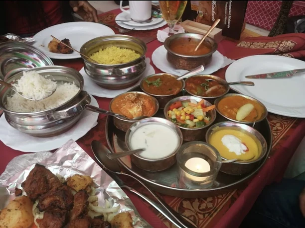 Minden - Maharaja Essen.jpg Das Bild zeigt indisches Essen.