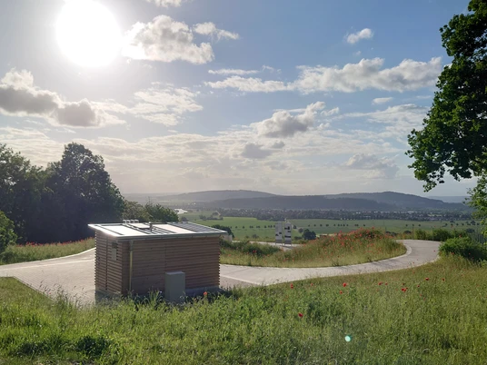 Dokumentations- und Lernort Bückeberg Eingang Süd Dokumentations- und Lernort Bückeberg Eingang Süd