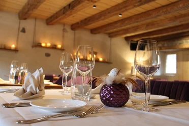 schwarzer löwe in altdorf restaurant moedern und gemütlich_(3).JPG
